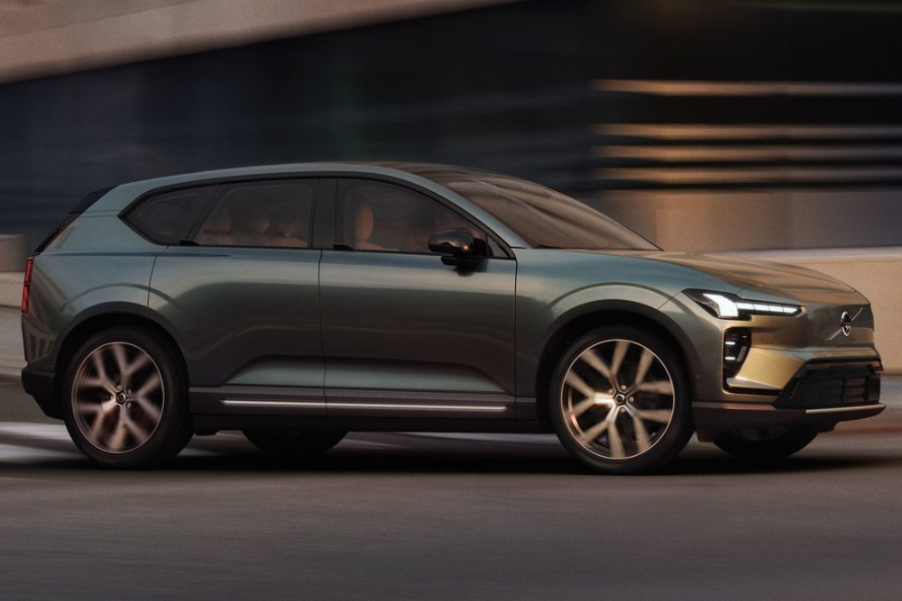 エレヴォルト Volvo EX60 Revealed: 503-Mile Range, and 10-Minute Fast Charging